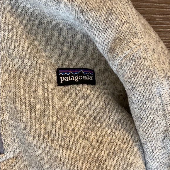 Patagonia pull over - Picture 3 of 3